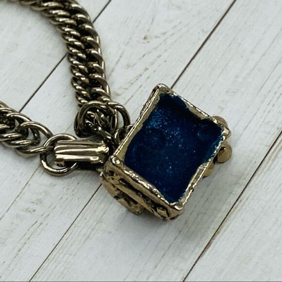 VTG Treasure Box Charm Bracelet - Picture 3 of 3